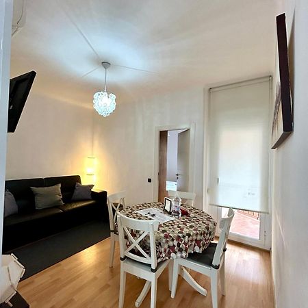 Apartment Carrer D'Olesa Barcelona Zewnętrze zdjęcie